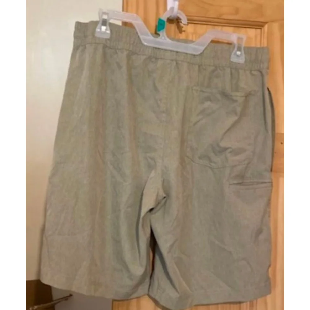 Men's George Shorts Size M Beige Casual